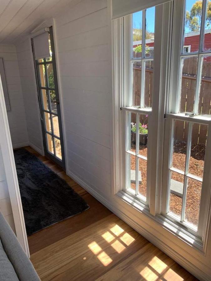 The Wandering Duck - Heritage Tiny House Strahan Exterior foto